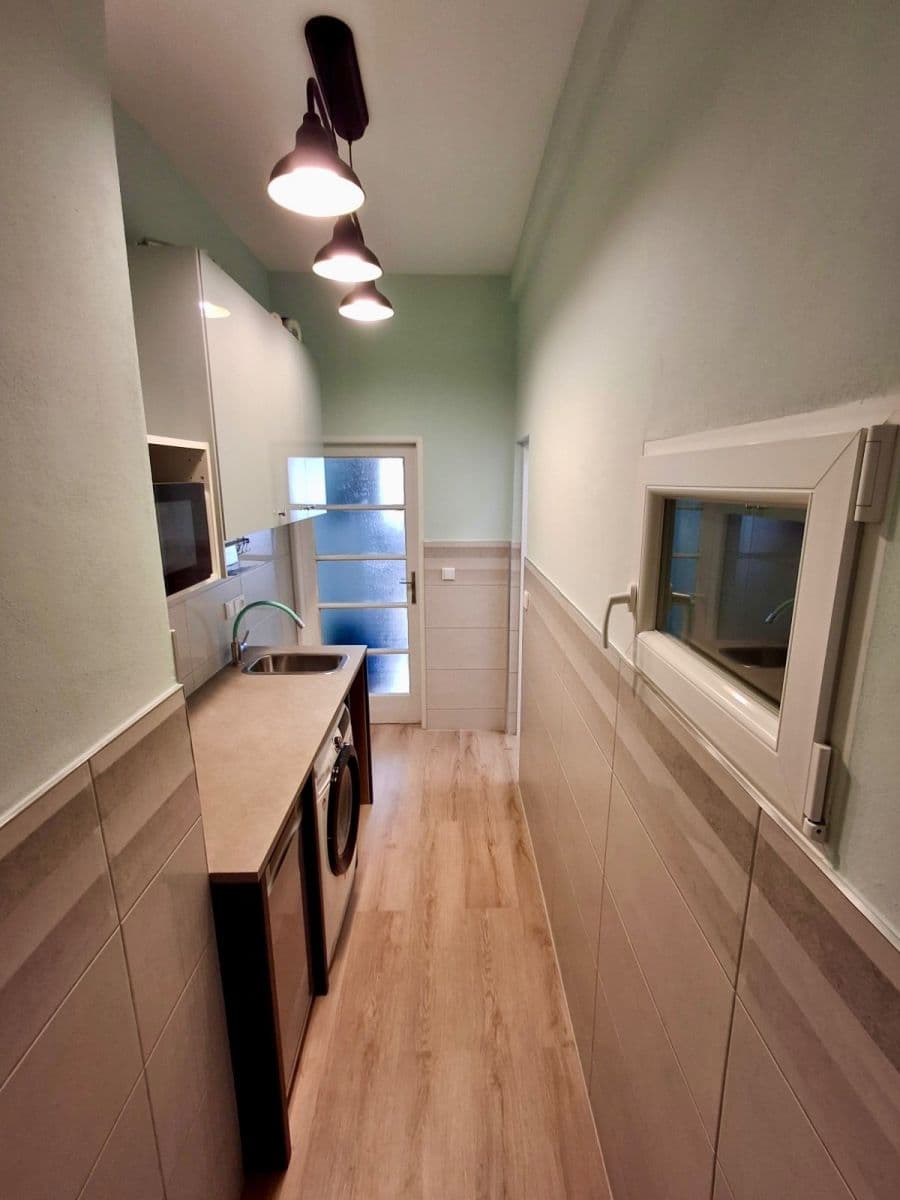 Prenájom bytu 1-izbový 24 m², V Horní Stromce, Praha, Praha Prenájom bytu 1-izbový 24 m², V Horní Stromce, Praha, Praha