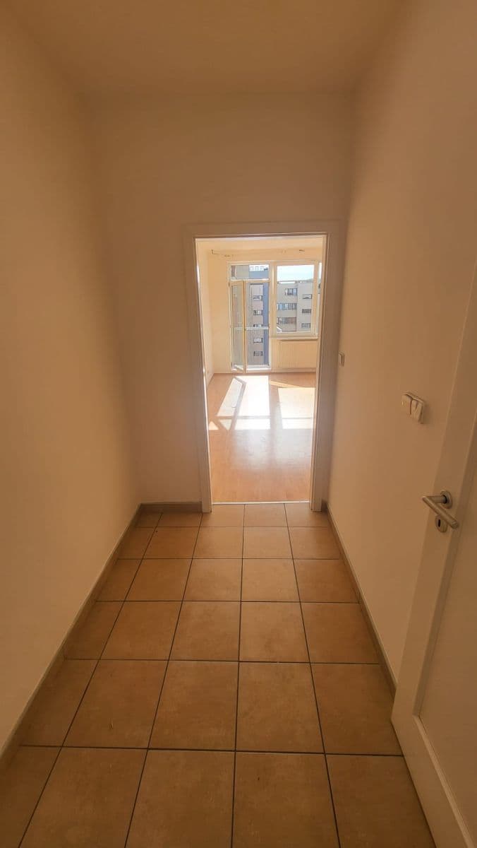 Prenájom bytu 1-izbový 30 m², Pešlova, Praha, Praha Prenájom bytu 1-izbový 30 m², Pešlova, Praha, Praha