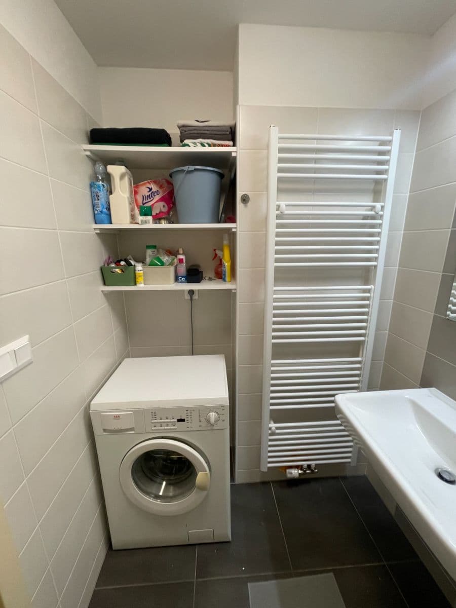 Prenájom bytu 1-izbový 32 m², Kamínky, Brno, Jihomoravský kraj Prenájom bytu 1-izbový 32 m², Kamínky, Brno, Jihomoravský kraj
