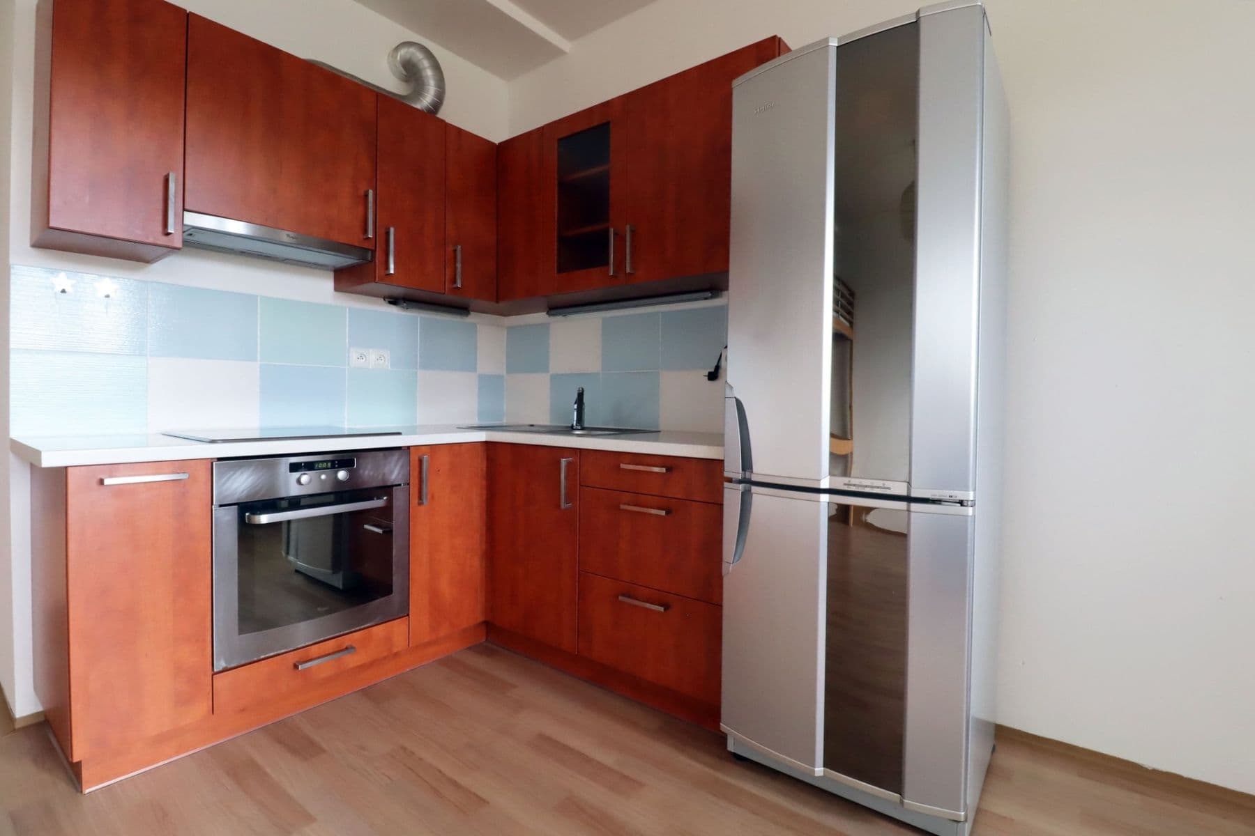Prenájom bytu 1-izbový 33 m², Poděbradská, Praha, Praha Prenájom bytu 1-izbový 33 m², Poděbradská, Praha, Praha