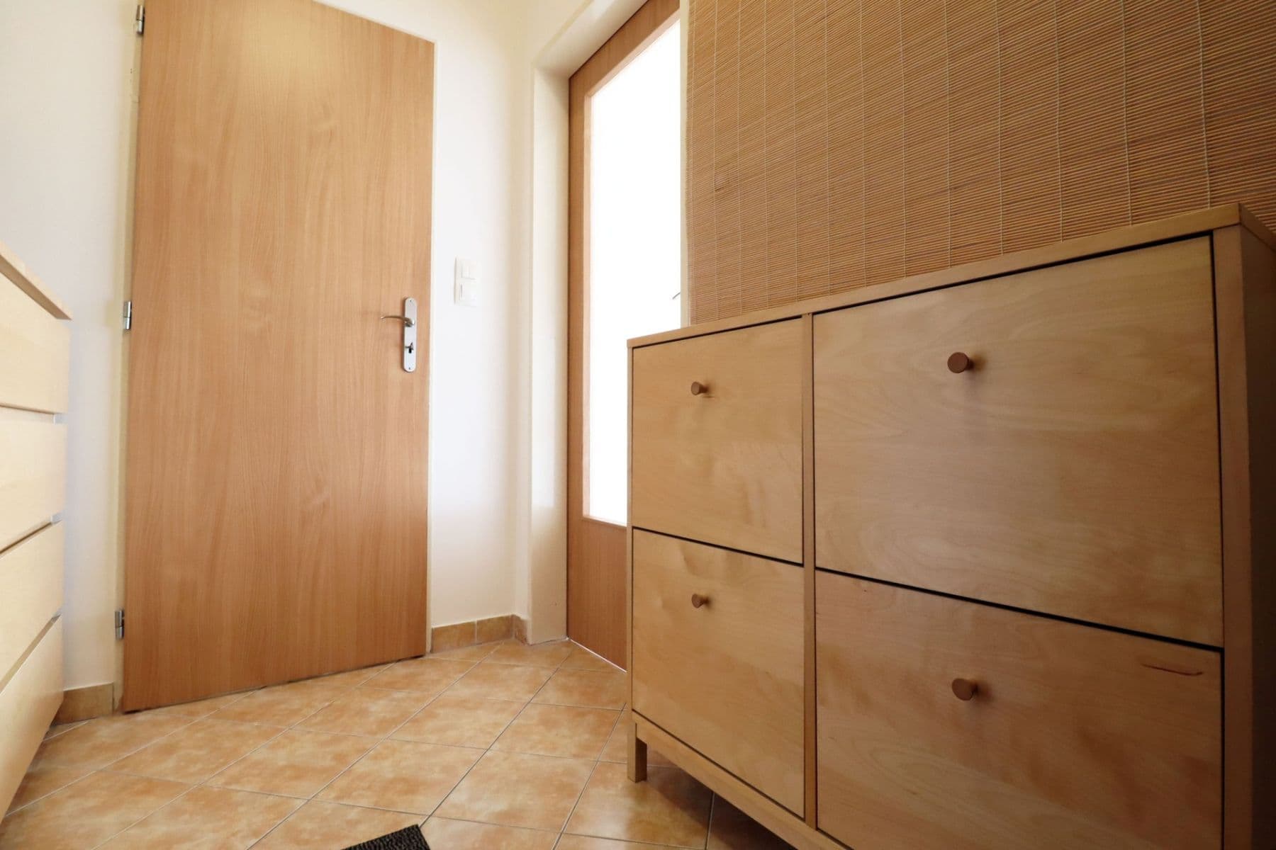 Prenájom bytu 1-izbový 33 m², Poděbradská, Praha, Praha Prenájom bytu 1-izbový 33 m², Poděbradská, Praha, Praha