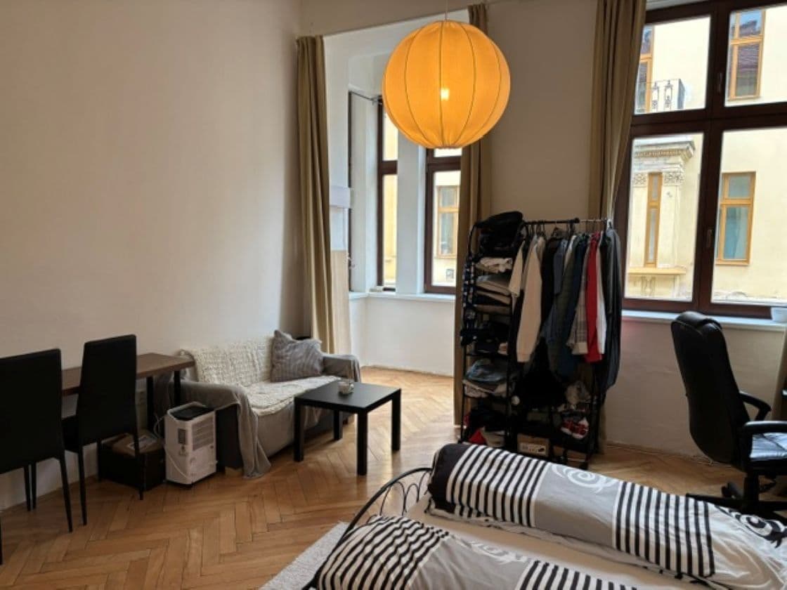 Prenájom bytu 1-izbový 29 m², Třída kpt. Jaroše, Brno, Jihomoravský kraj Prenájom bytu 1-izbový 29 m², Třída kpt. Jaroše, Brno, Jihomoravský kraj