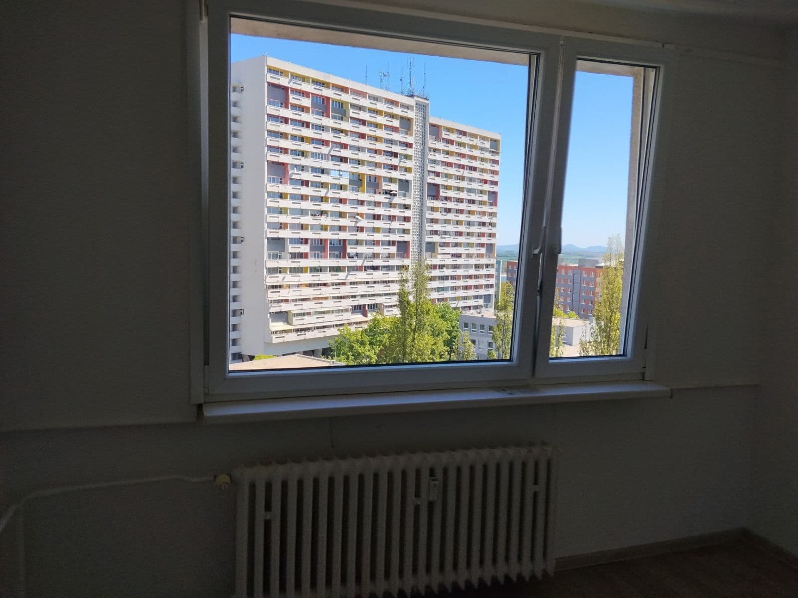 Prenájom bytu 2-izbový 62 m², Březenecká, Chomutov, Ústecký kraj Prenájom bytu 2-izbový 62 m², Březenecká, Chomutov, Ústecký kraj
