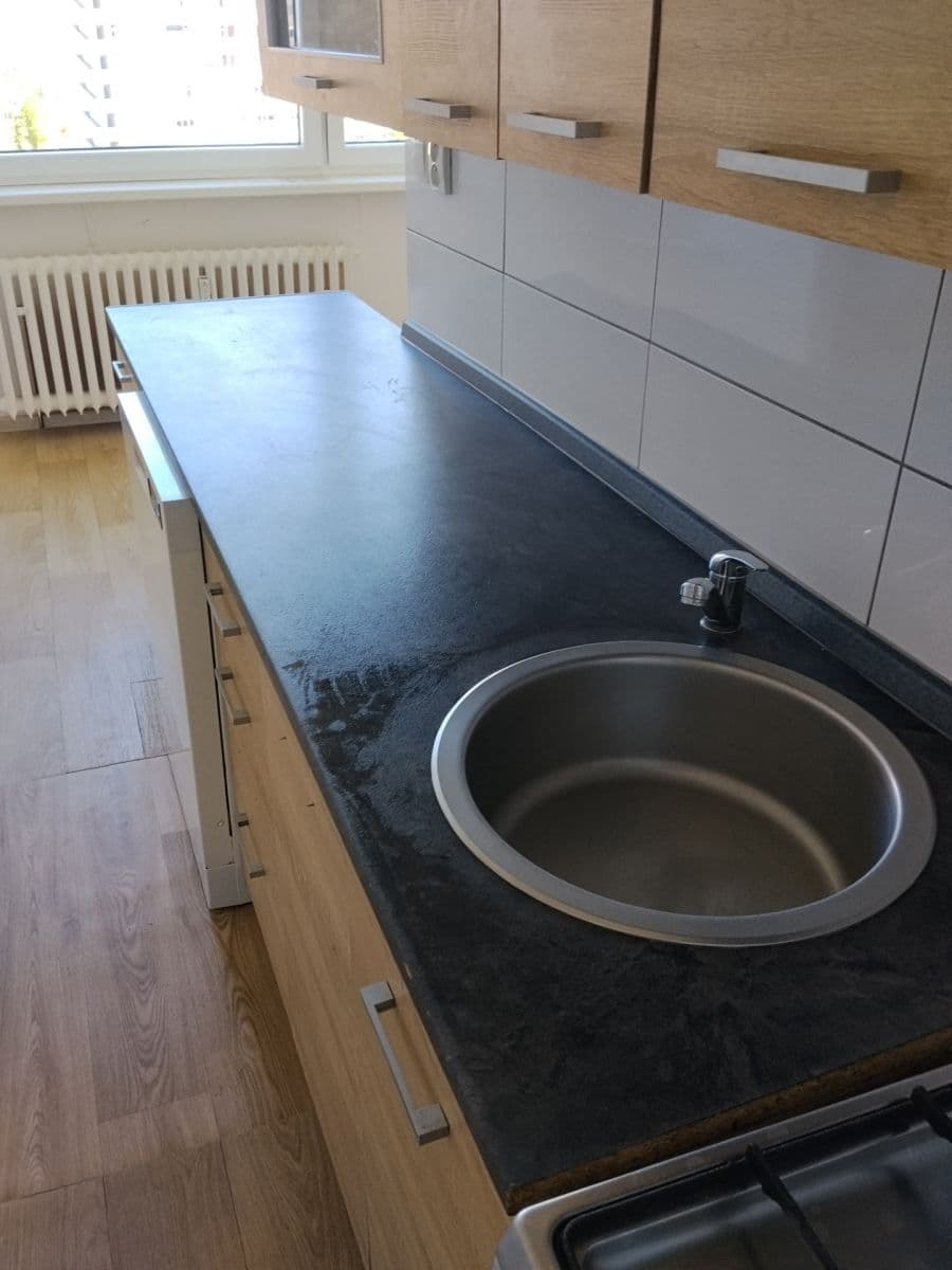 Prenájom bytu 2-izbový 62 m², Březenecká, Chomutov, Ústecký kraj Prenájom bytu 2-izbový 62 m², Březenecká, Chomutov, Ústecký kraj
