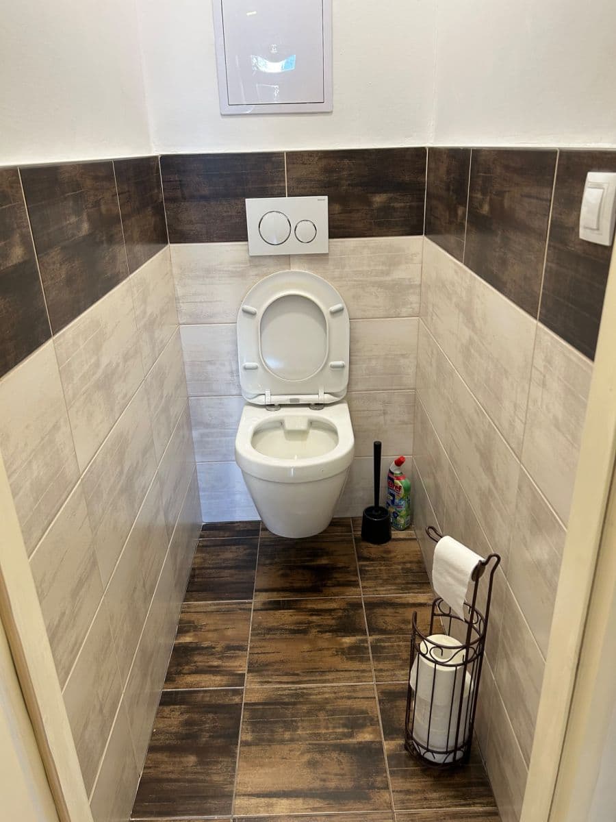 Prenájom bytu 2-izbový 64 m², Stroupežnického, Praha, Praha Prenájom bytu 2-izbový 64 m², Stroupežnického, Praha, Praha