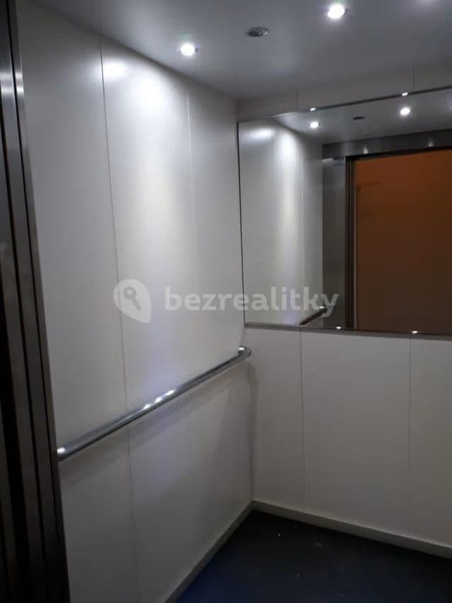 Prenájom bytu 1-izbový 28 m², Václava Trojana, Praha, Praha Prenájom bytu 1-izbový 28 m², Václava Trojana, Praha, Praha