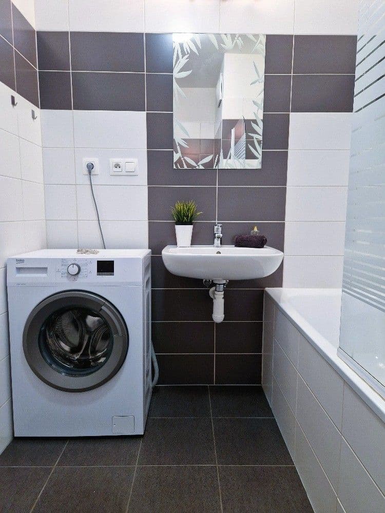Prenájom bytu 1-izbový 28 m², Václava Trojana, Praha, Praha Prenájom bytu 1-izbový 28 m², Václava Trojana, Praha, Praha