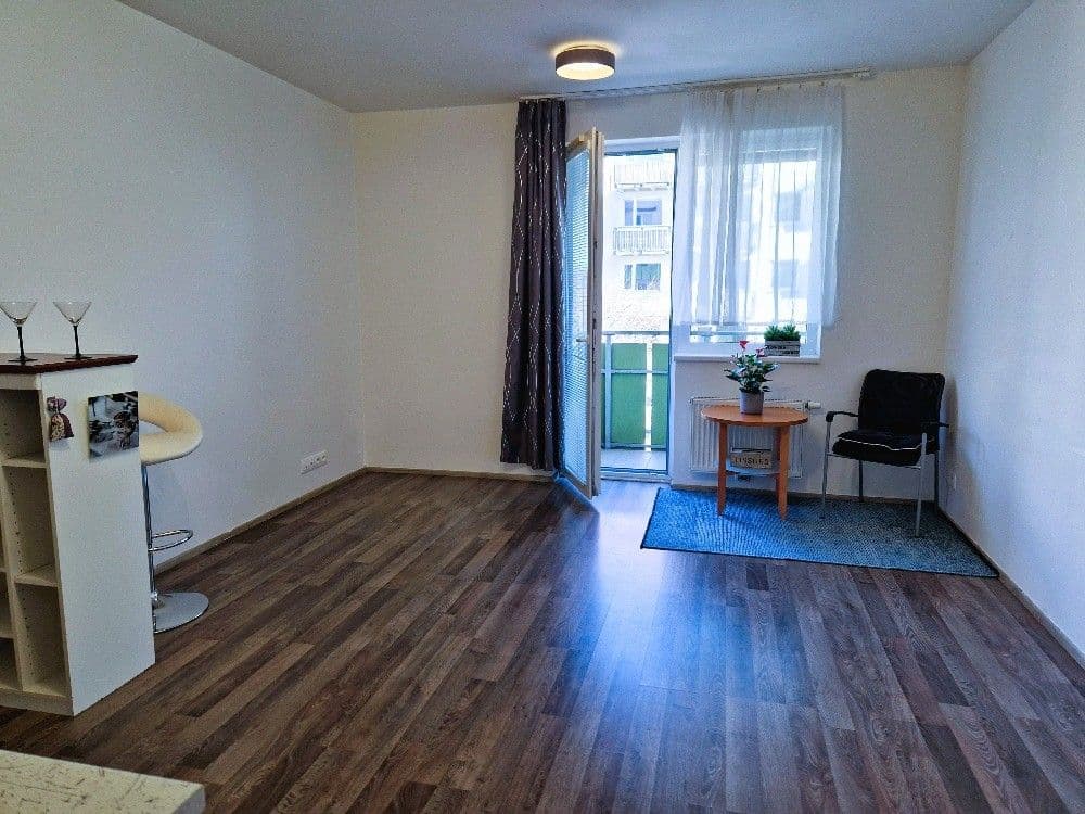 Prenájom bytu 1-izbový 28 m², Václava Trojana, Praha, Praha Prenájom bytu 1-izbový 28 m², Václava Trojana, Praha, Praha