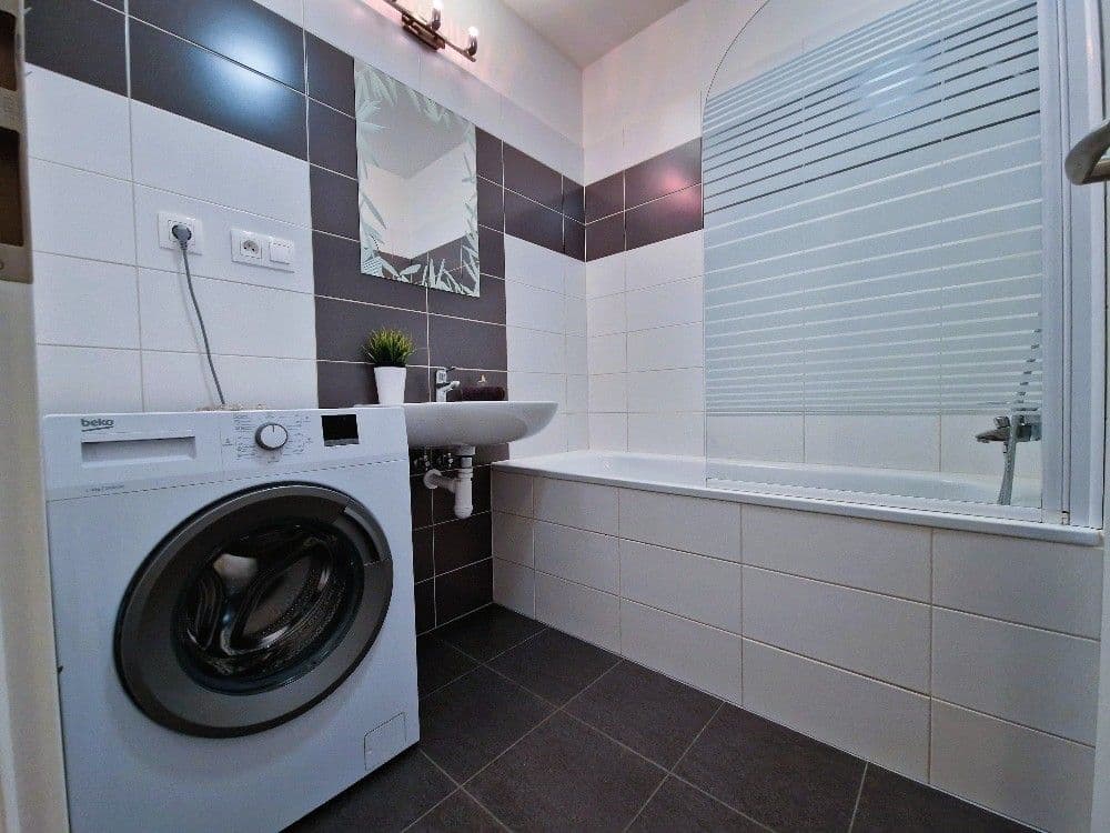 Prenájom bytu 1-izbový 28 m², Václava Trojana, Praha, Praha Prenájom bytu 1-izbový 28 m², Václava Trojana, Praha, Praha
