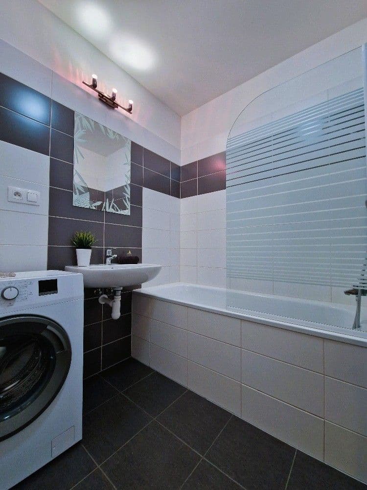 Prenájom bytu 1-izbový 28 m², Václava Trojana, Praha, Praha Prenájom bytu 1-izbový 28 m², Václava Trojana, Praha, Praha