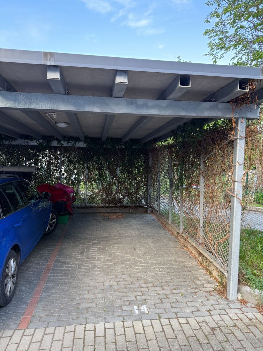Prenájom bytu 1-izbový 27 m², Cacovická, Brno, Jihomoravský kraj Prenájom bytu 1-izbový 27 m², Cacovická, Brno, Jihomoravský kraj