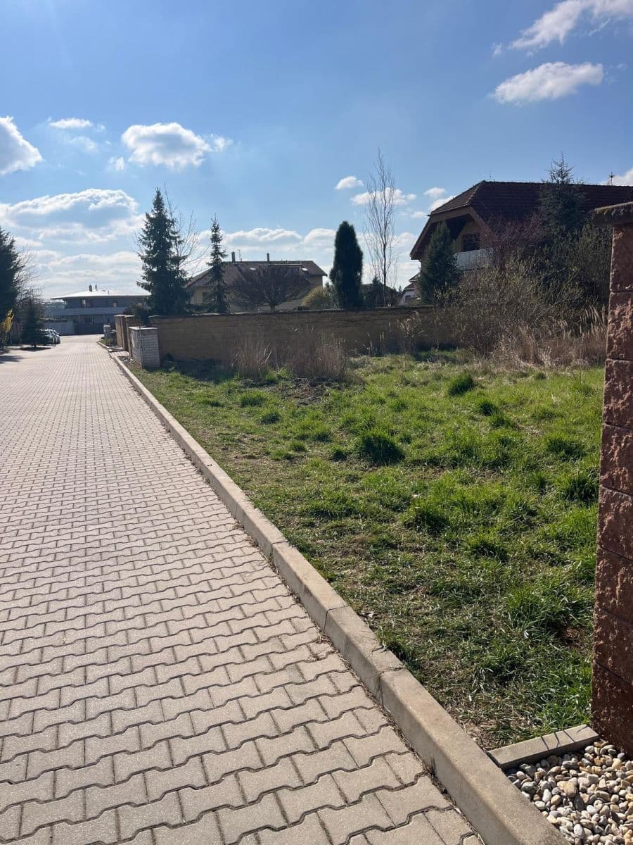 Predaj pozemku 805 m², Oblouková, Rudná, Středočeský kraj Predaj pozemku 805 m², Oblouková, Rudná, Středočeský kraj
