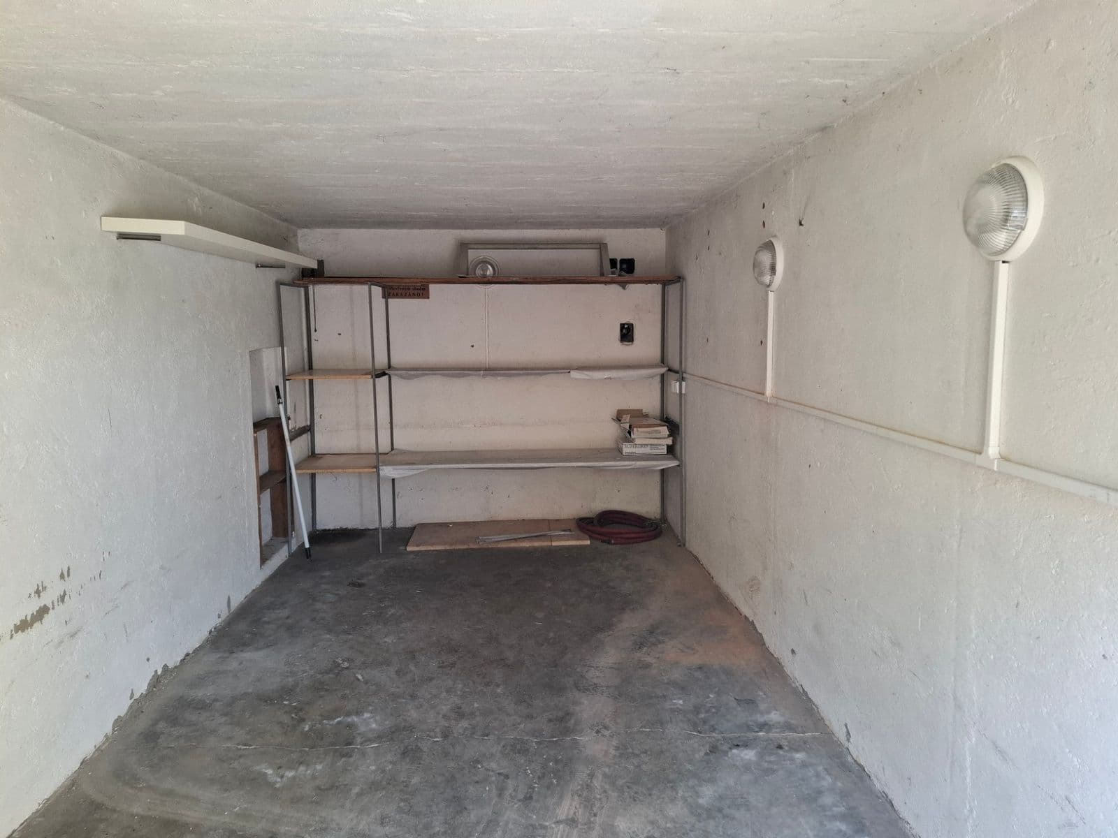 Prenájom garáže 16 m², Matzenauerova, Brno, Jihomoravský kraj Prenájom garáže 16 m², Matzenauerova, Brno, Jihomoravský kraj
