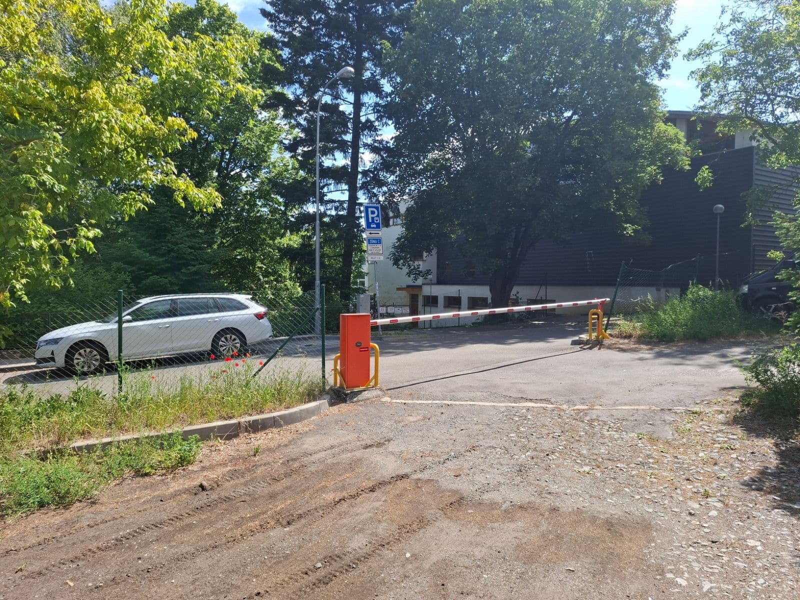 Prenájom garáže 16 m², Matzenauerova, Brno, Jihomoravský kraj Prenájom garáže 16 m², Matzenauerova, Brno, Jihomoravský kraj