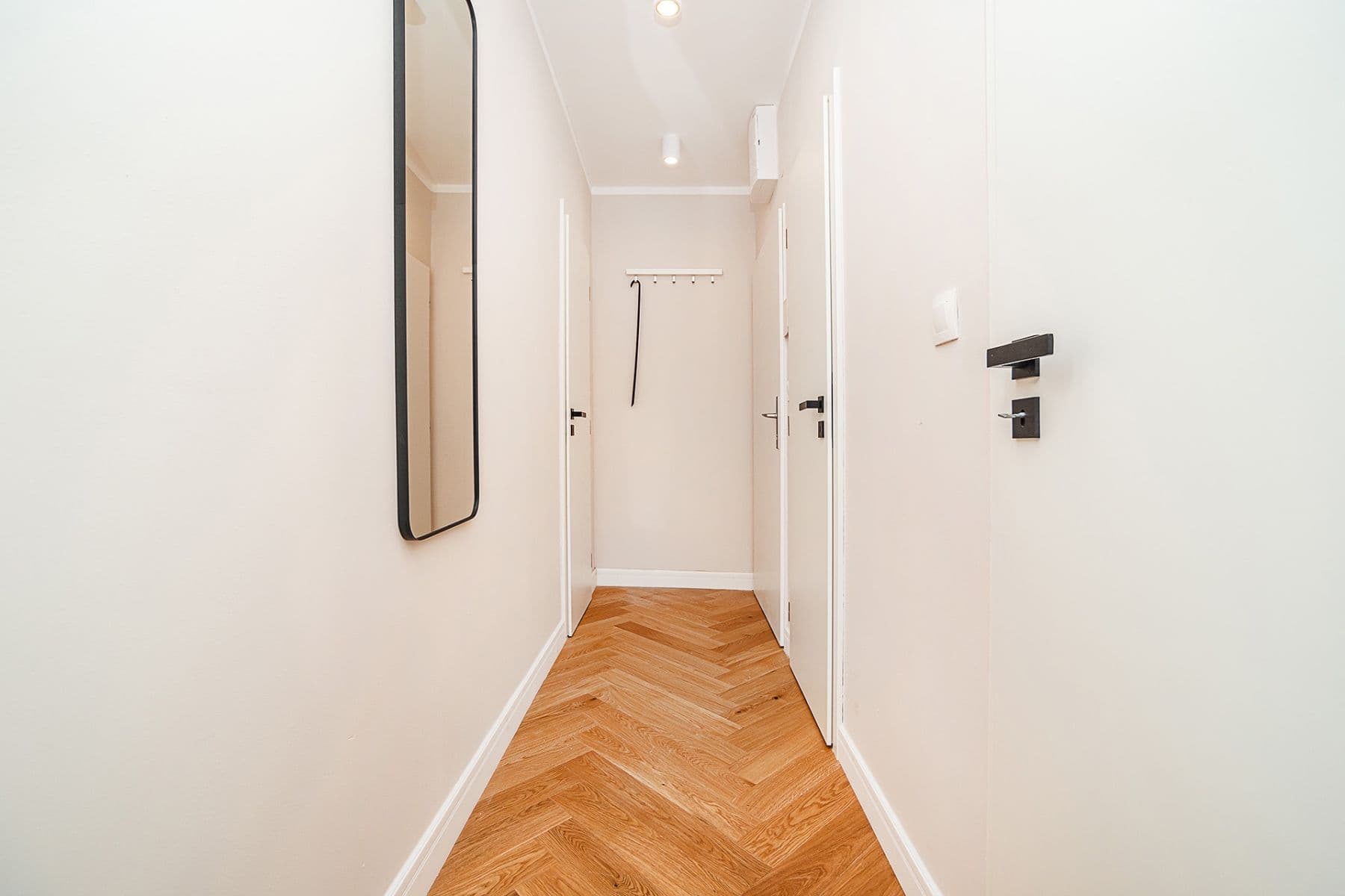Predaj bytu 1-izbový 35 m², Pobřežní, Praha, Praha Predaj bytu 1-izbový 35 m², Pobřežní, Praha, Praha