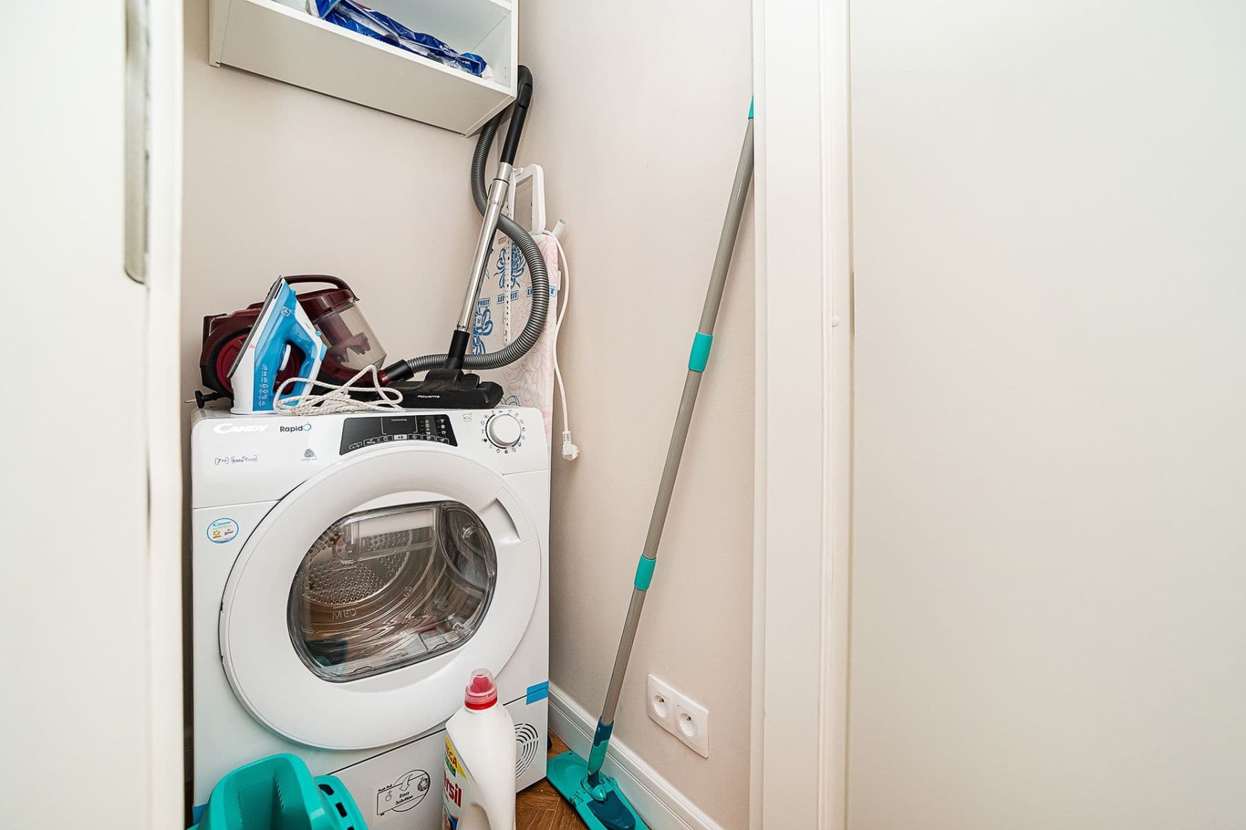 Predaj bytu 1-izbový 35 m², Pobřežní, Praha, Praha Predaj bytu 1-izbový 35 m², Pobřežní, Praha, Praha