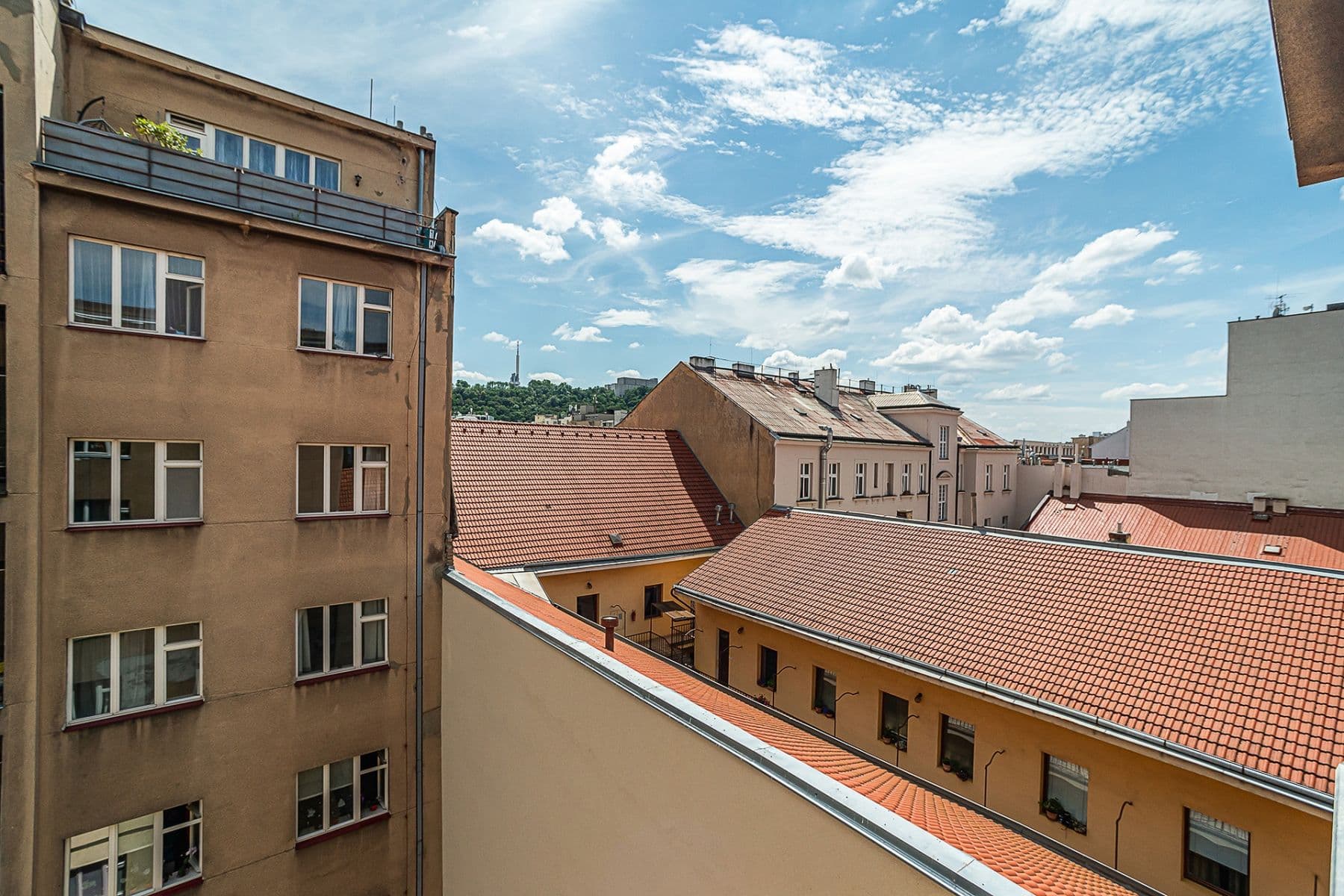 Predaj bytu 1-izbový 35 m², Pobřežní, Praha, Praha Predaj bytu 1-izbový 35 m², Pobřežní, Praha, Praha