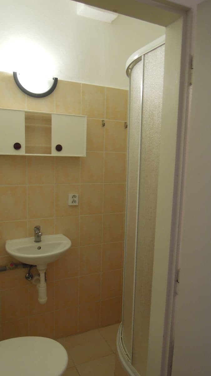 Prenájom bytu 1-izbový 32 m², Pohankova, Brno, Jihomoravský kraj Prenájom bytu 1-izbový 32 m², Pohankova, Brno, Jihomoravský kraj