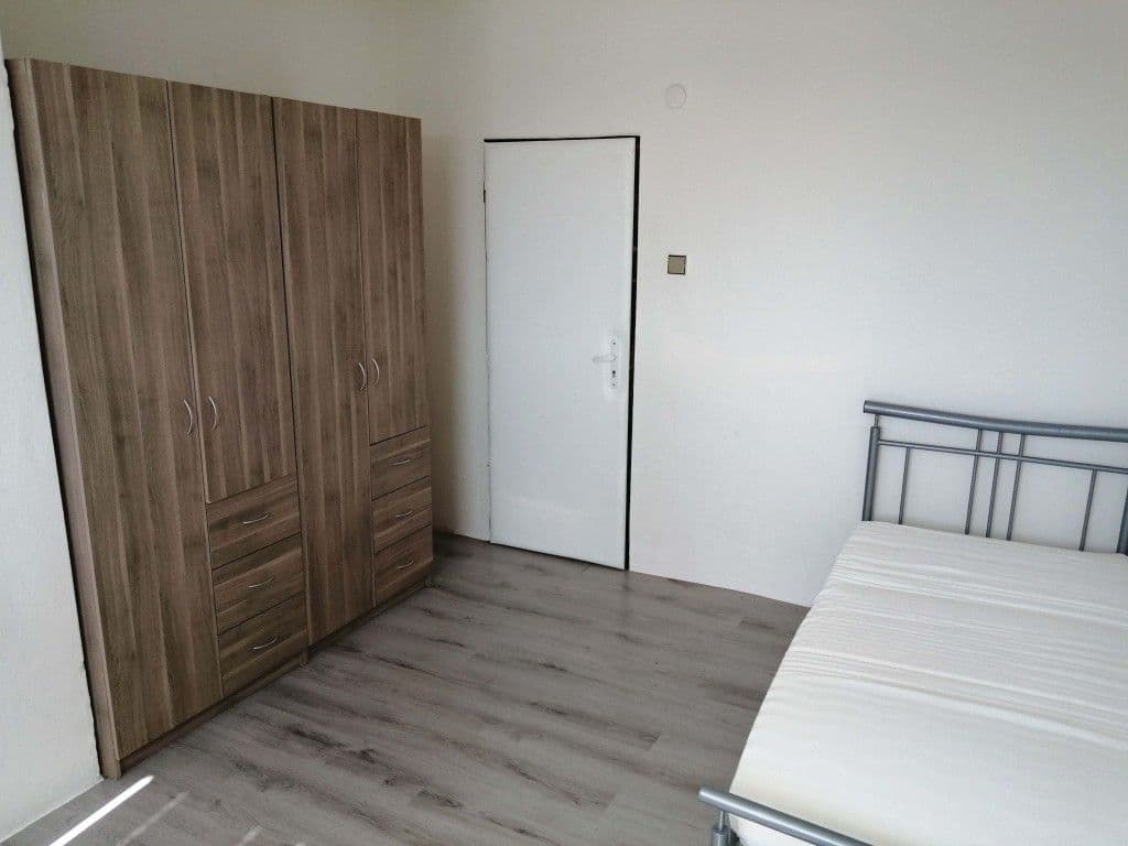 Prenájom bytu Garsoniéra 18 m², Vranovská, Petržalka, Bratislavský kraj Prenájom bytu Garsoniéra 18 m², Vranovská, Petržalka, Bratislavský kraj