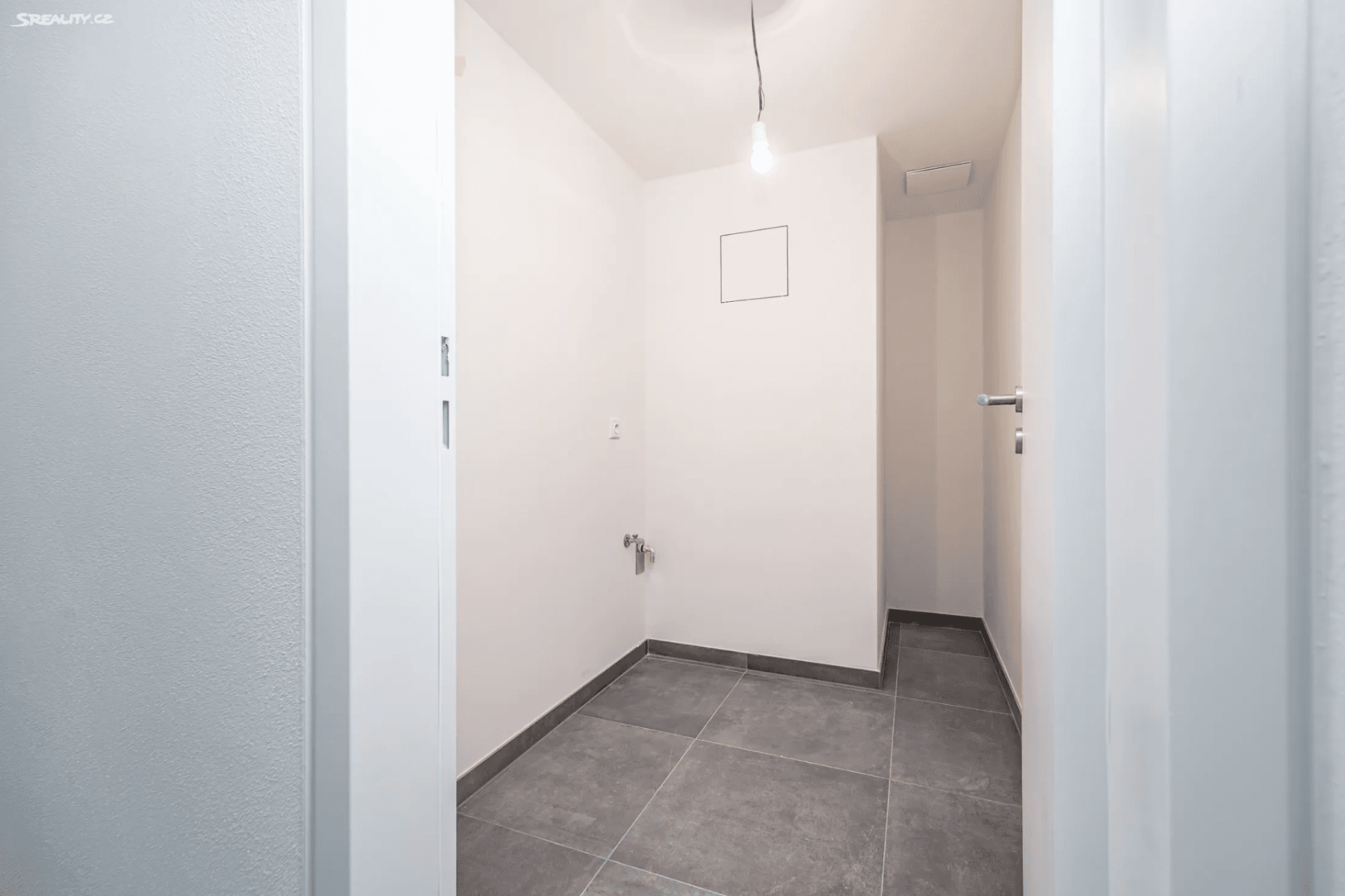 Prenájom bytu 2-izbový 57 m², Malešická, Praha, Praha Prenájom bytu 2-izbový 57 m², Malešická, Praha, Praha