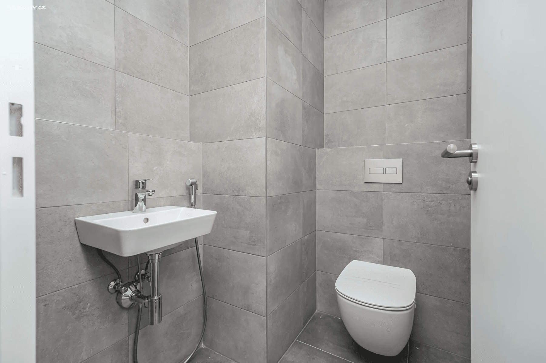 Prenájom bytu 2-izbový 57 m², Malešická, Praha, Praha Prenájom bytu 2-izbový 57 m², Malešická, Praha, Praha