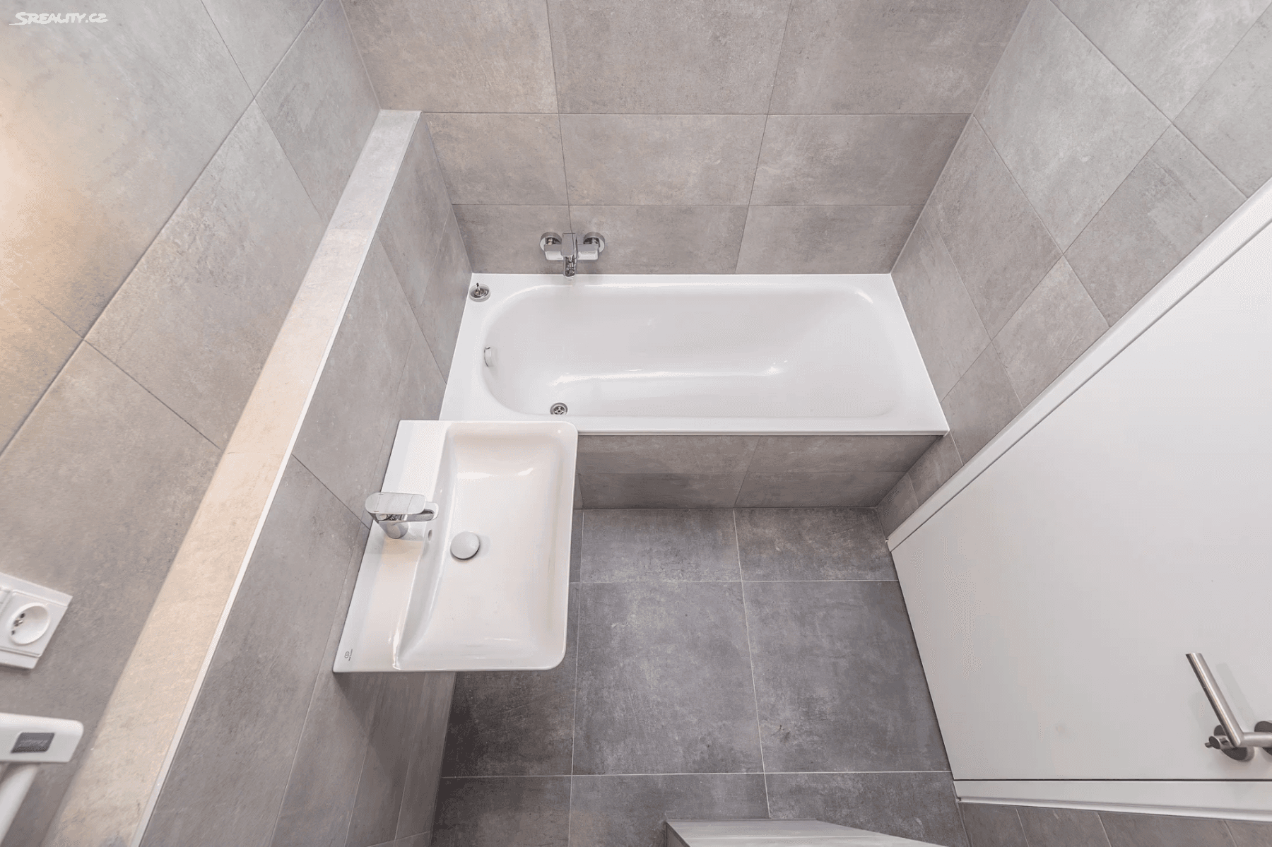 Prenájom bytu 2-izbový 57 m², Malešická, Praha, Praha Prenájom bytu 2-izbový 57 m², Malešická, Praha, Praha