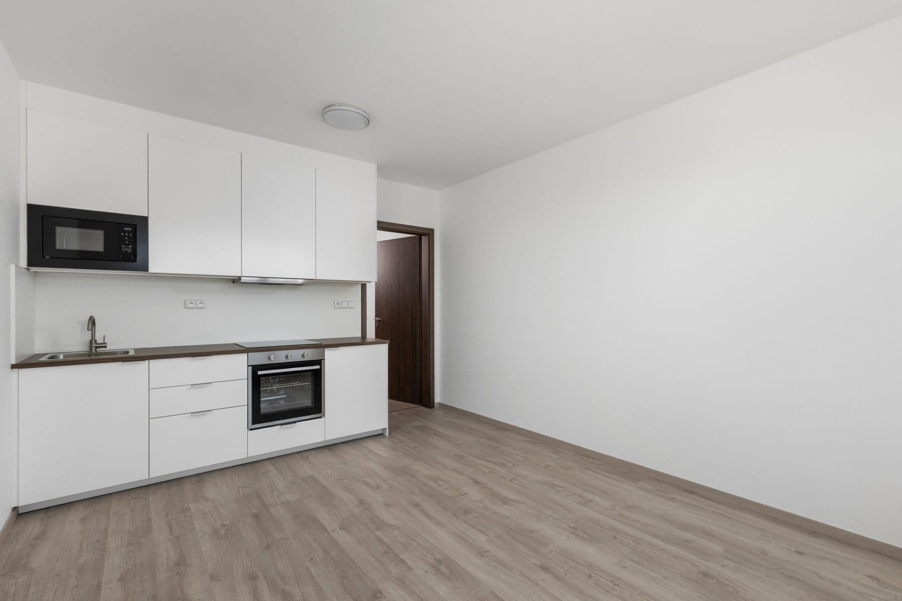 Prenájom bytu 1-izbový 30 m², Honzíkova, Praha, Praha Prenájom bytu 1-izbový 30 m², Honzíkova, Praha, Praha