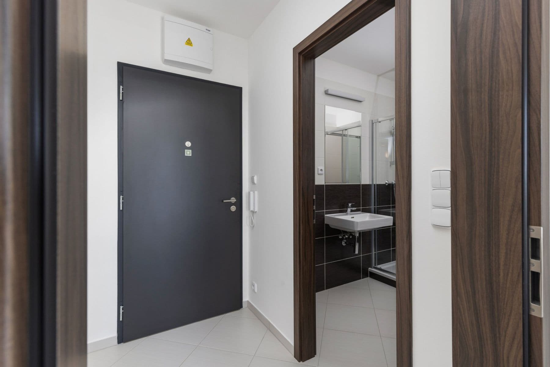 Prenájom bytu 1-izbový 33 m², Honzíkova, Praha, Praha Prenájom bytu 1-izbový 33 m², Honzíkova, Praha, Praha