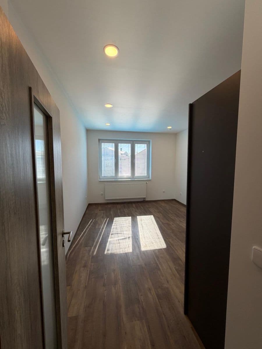 Prenájom bytu 2-izbový 59 m², Nad Šutkou, Praha, Praha Prenájom bytu 2-izbový 59 m², Nad Šutkou, Praha, Praha
