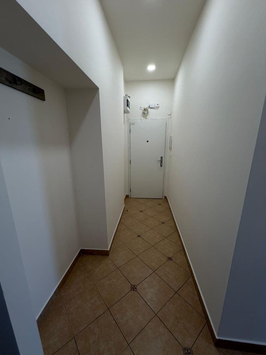 Prenájom bytu 2-izbový 59 m², Nad Šutkou, Praha, Praha Prenájom bytu 2-izbový 59 m², Nad Šutkou, Praha, Praha