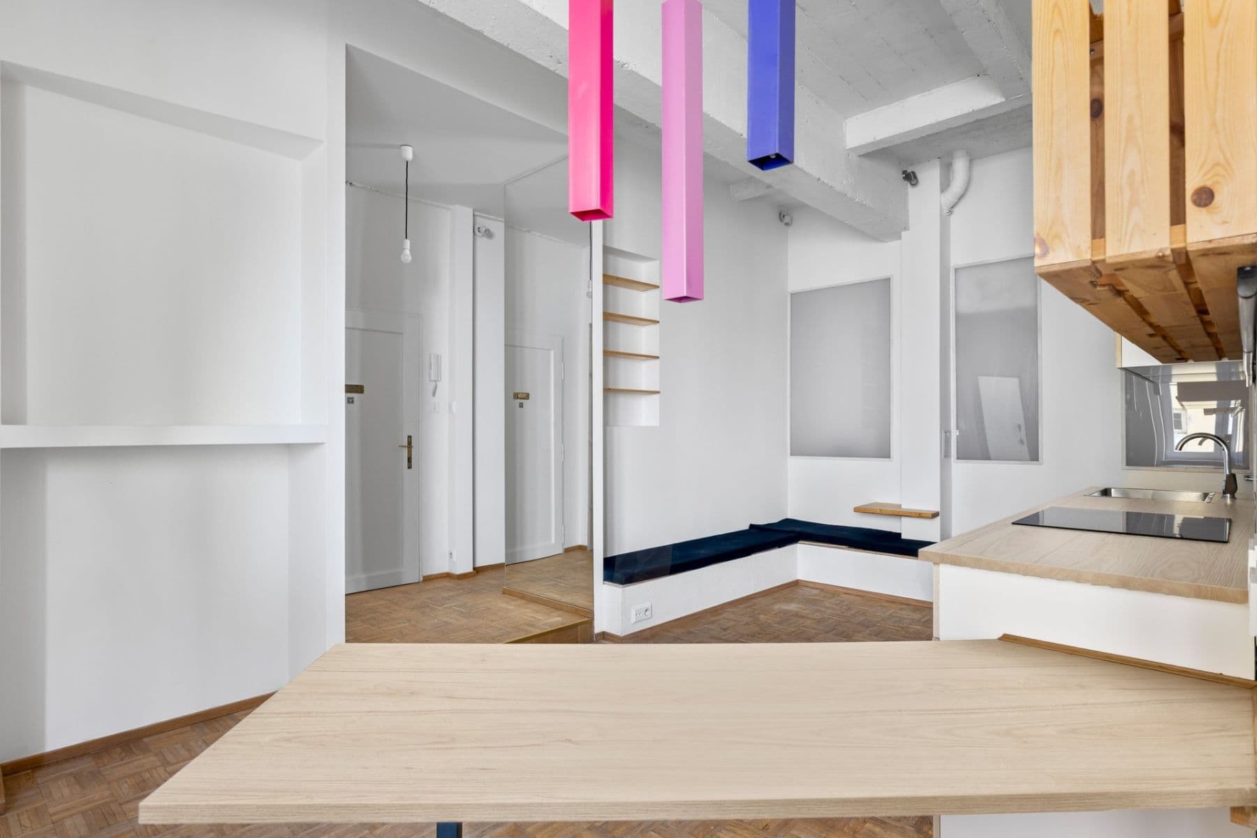 Prenájom bytu 2-izbový 56 m², Jateční, Praha, Praha Prenájom bytu 2-izbový 56 m², Jateční, Praha, Praha