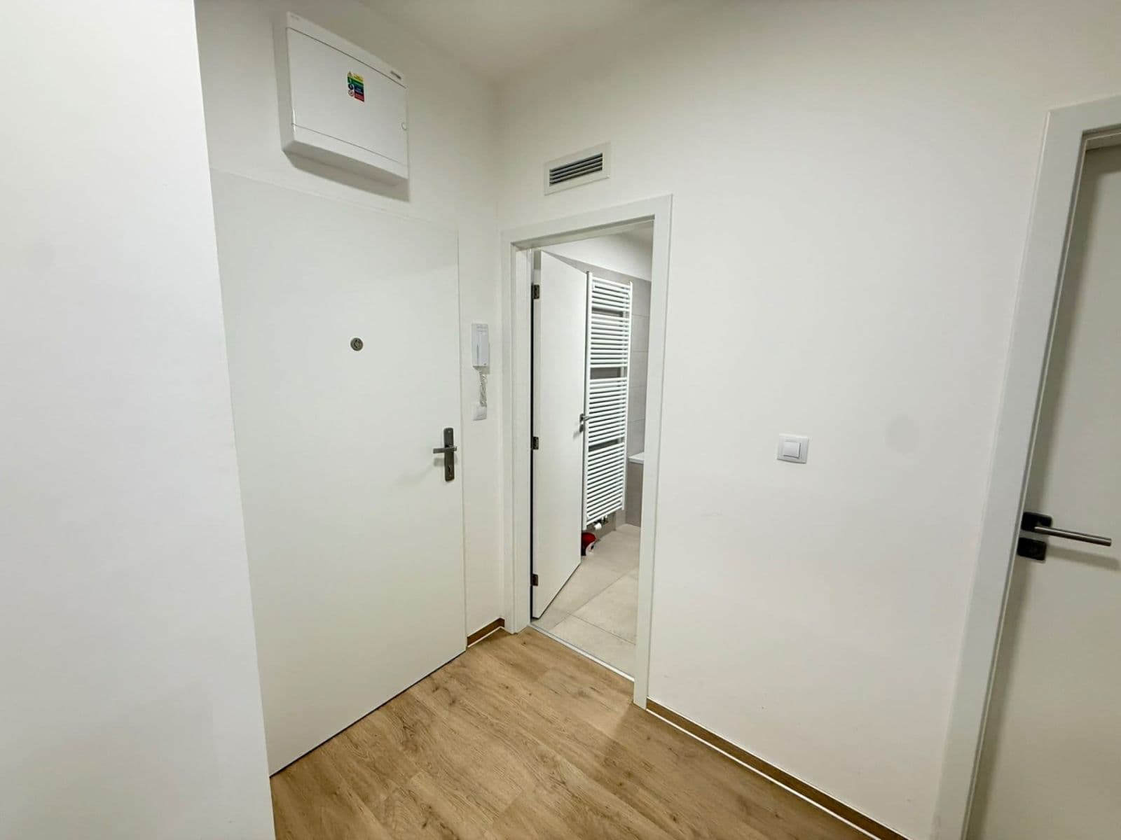 Prenájom bytu 2-izbový 119 m², Sportovní, Brno, Jihomoravský kraj Prenájom bytu 2-izbový 119 m², Sportovní, Brno, Jihomoravský kraj