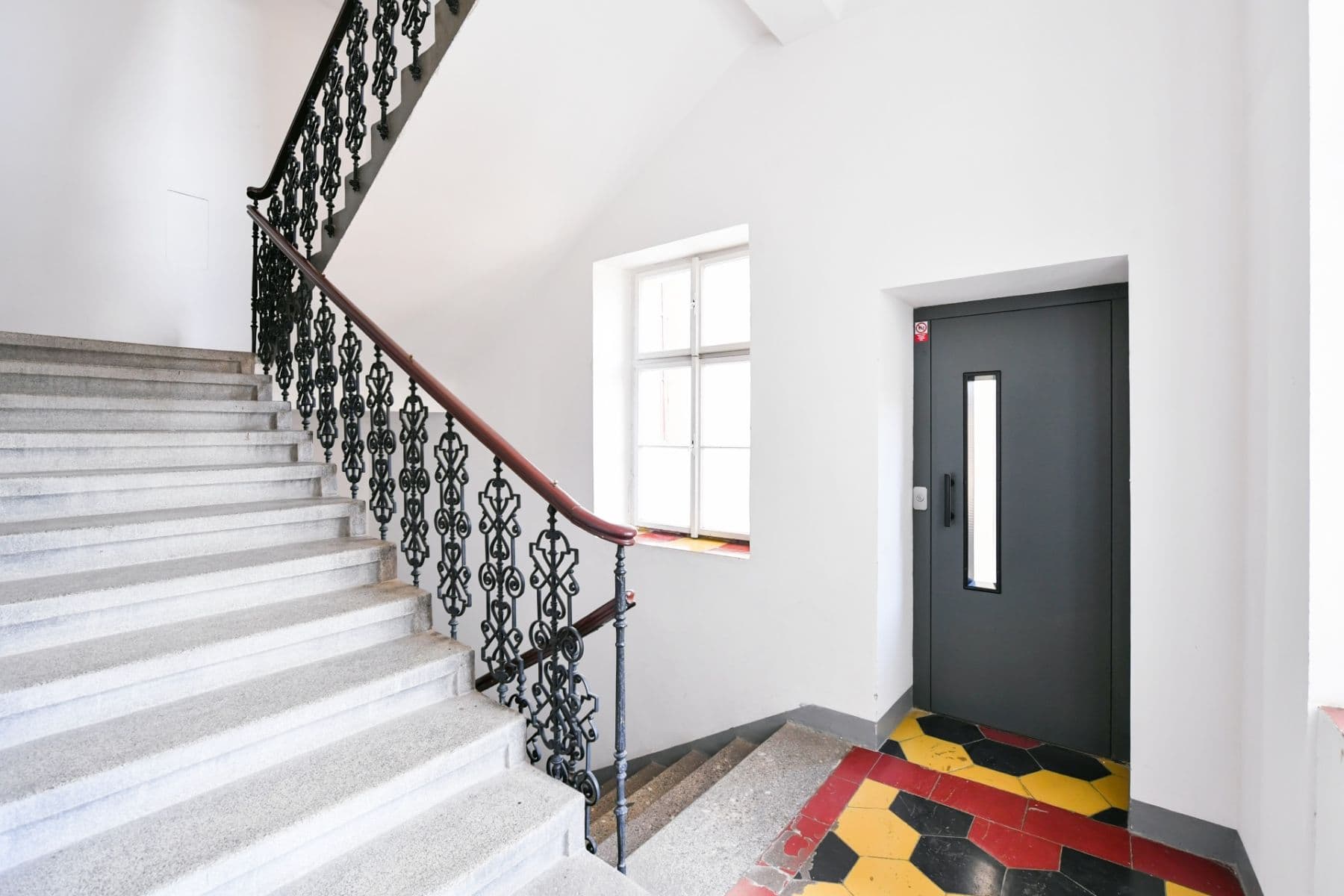 Prenájom bytu 1-izbový 38 m², Řipská, Praha, Praha Prenájom bytu 1-izbový 38 m², Řipská, Praha, Praha