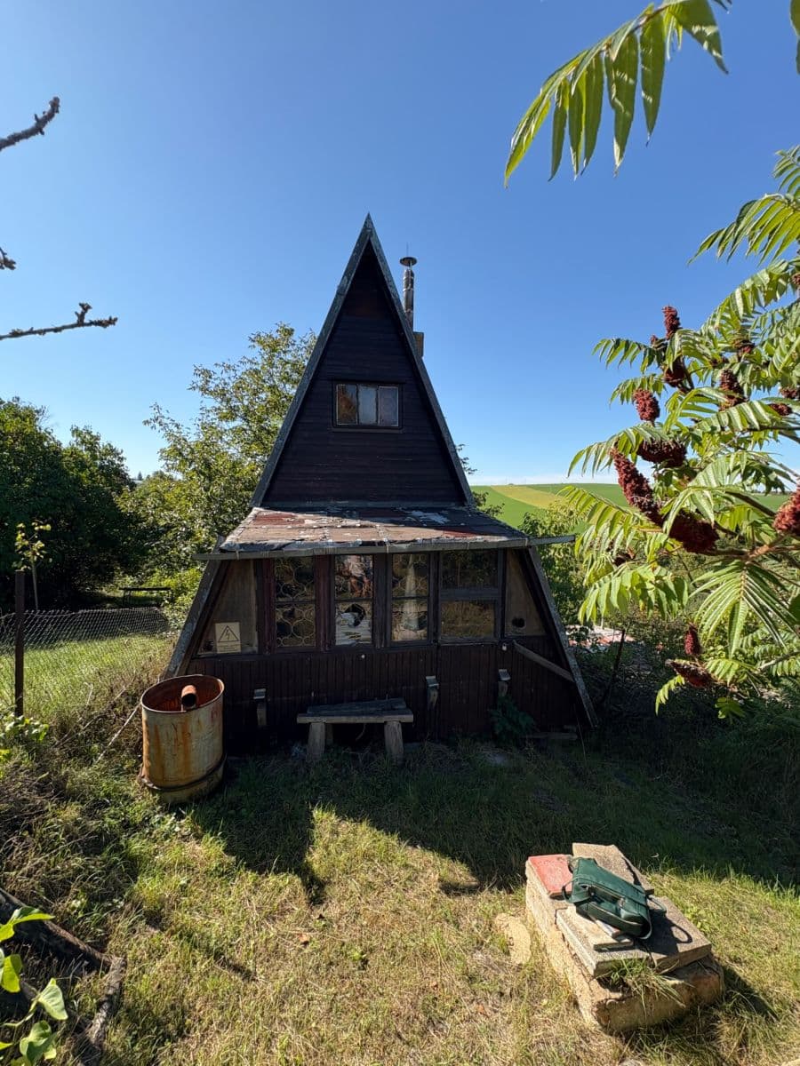 Predaj rekreačného objektu 14 m², pozemek 575 m², Šlapanice, Jihomoravský kraj Predaj rekreačného objektu 14 m², pozemek 575 m², Šlapanice, Jihomoravský kraj