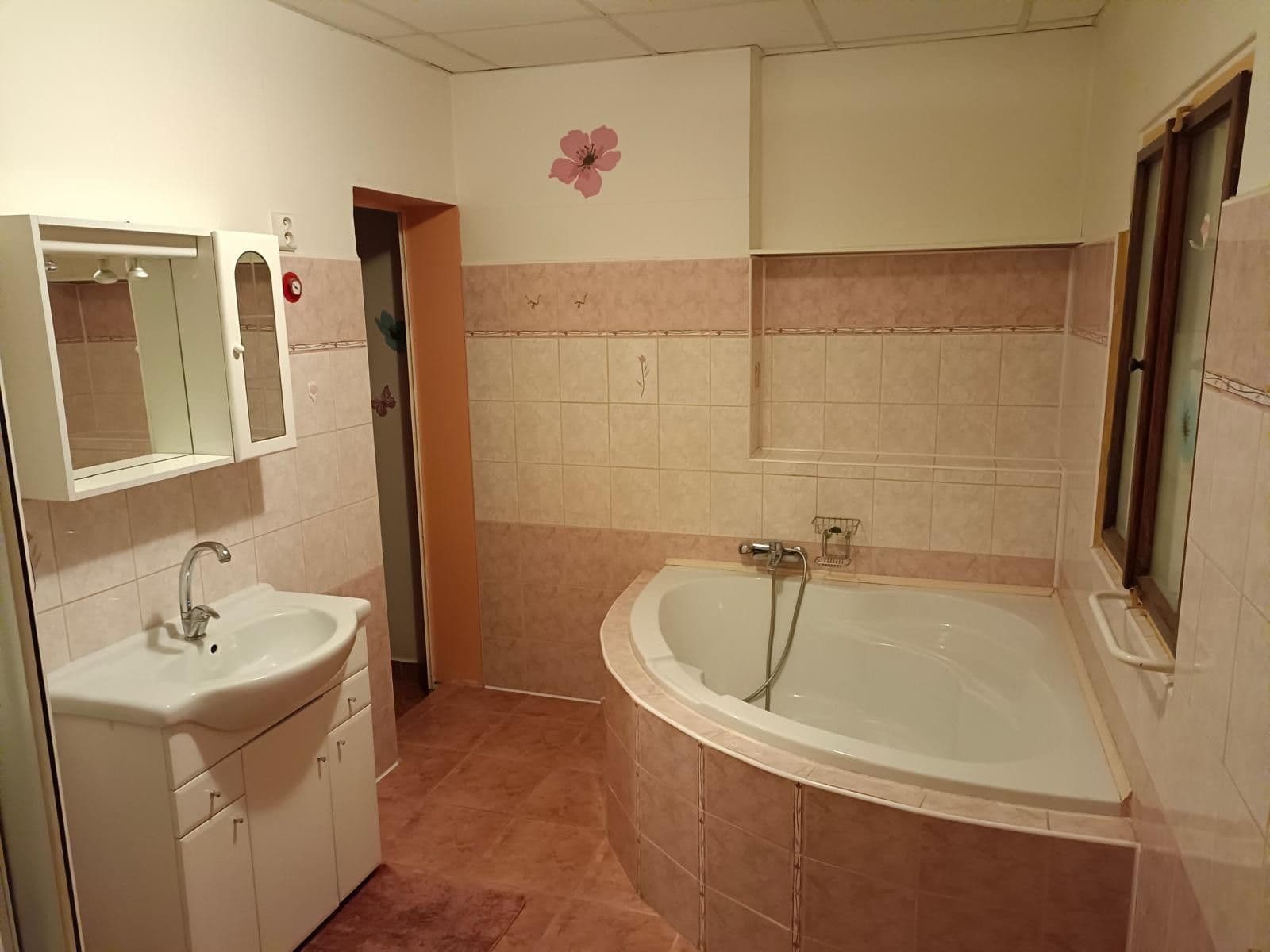 Predaj domu 261 m², pozemek 208 m², Dětřichov, Liberecký kraj Predaj domu 261 m², pozemek 208 m², Dětřichov, Liberecký kraj