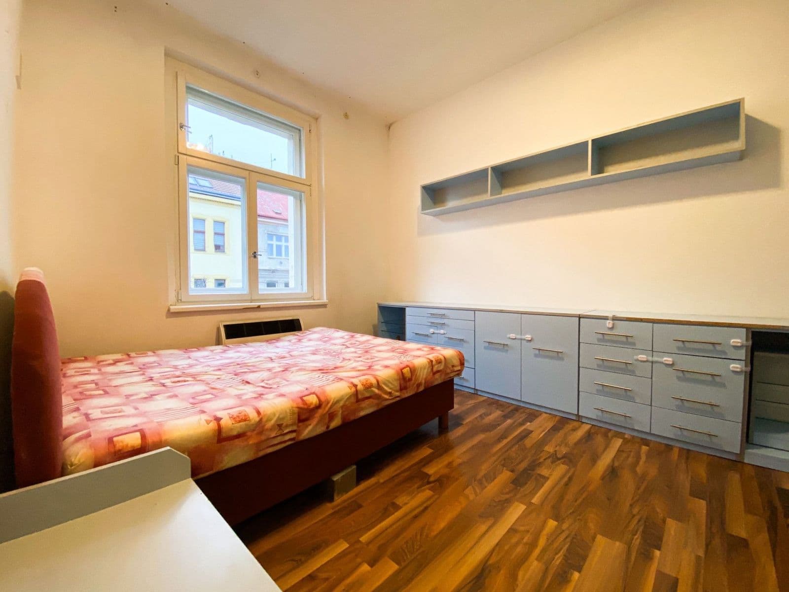 Prenájom bytu 2-izbový 40 m², U Santošky, Praha, Praha Prenájom bytu 2-izbový 40 m², U Santošky, Praha, Praha