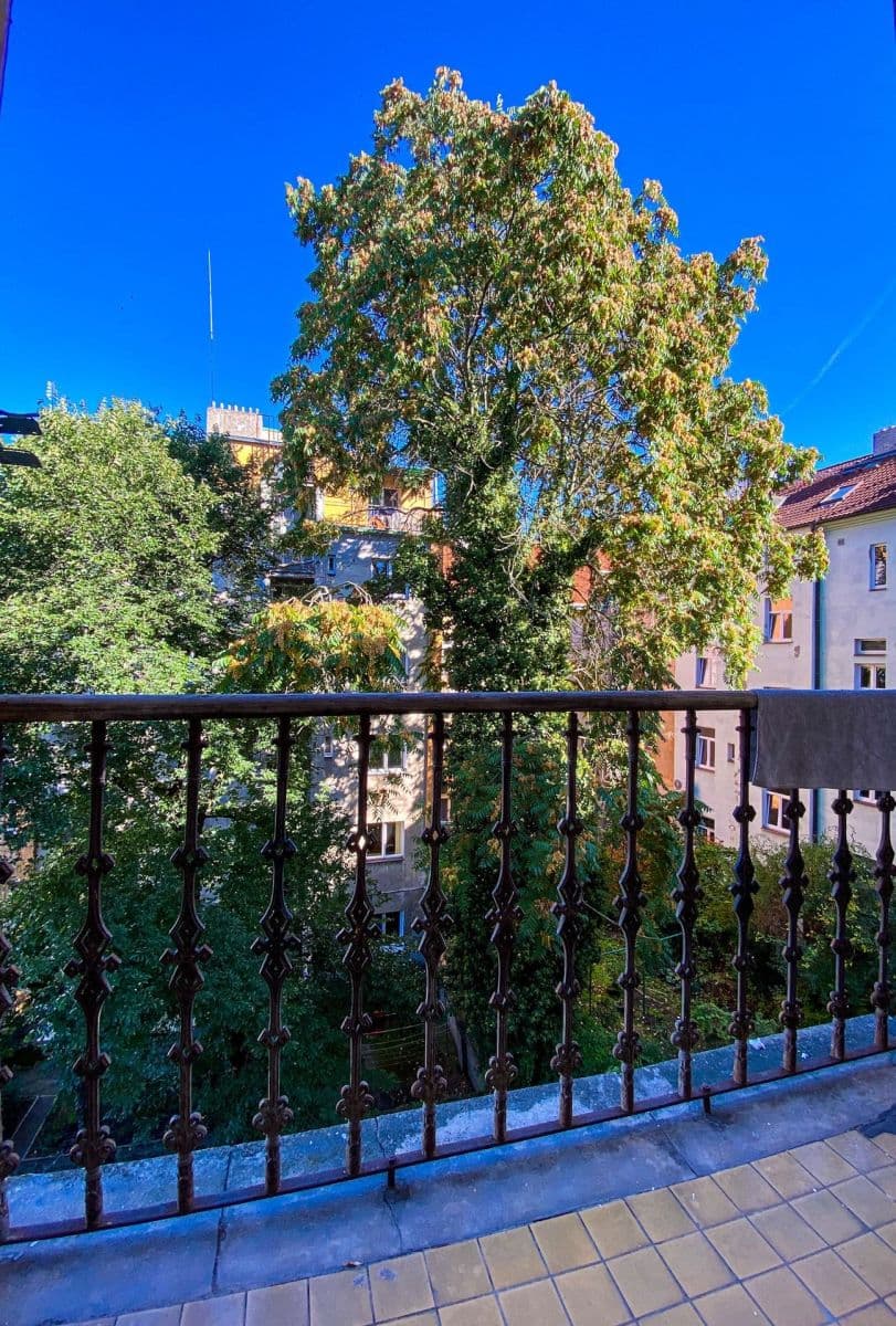 Prenájom bytu 2-izbový 40 m², U Santošky, Praha, Praha Prenájom bytu 2-izbový 40 m², U Santošky, Praha, Praha