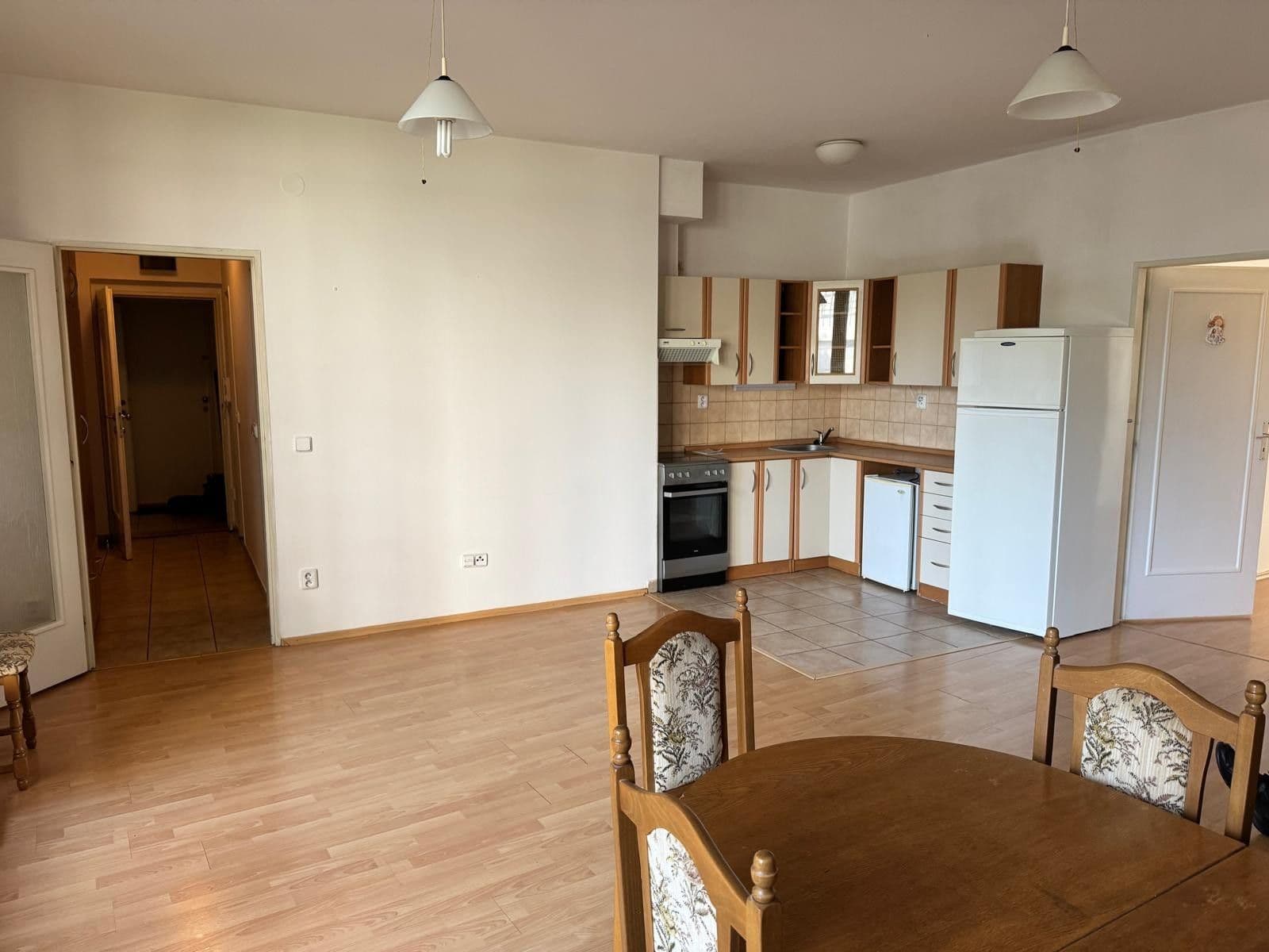 Prenájom bytu 2-izbový 57 m², Za černým mostem, Praha, Praha Prenájom bytu 2-izbový 57 m², Za černým mostem, Praha, Praha