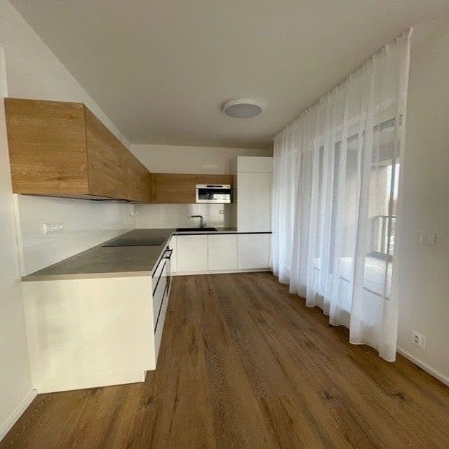 Prenájom bytu 2-izbový 48 m², Na Palouku, Praha, Praha Prenájom bytu 2-izbový 48 m², Na Palouku, Praha, Praha