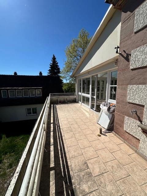 Prenájom bytu 3-izbový 90 m², Waldstromerstr. 18, Nürnberg, Bavorsko Prenájom bytu 3-izbový 90 m², Waldstromerstr. 18, Nürnberg, Bavorsko