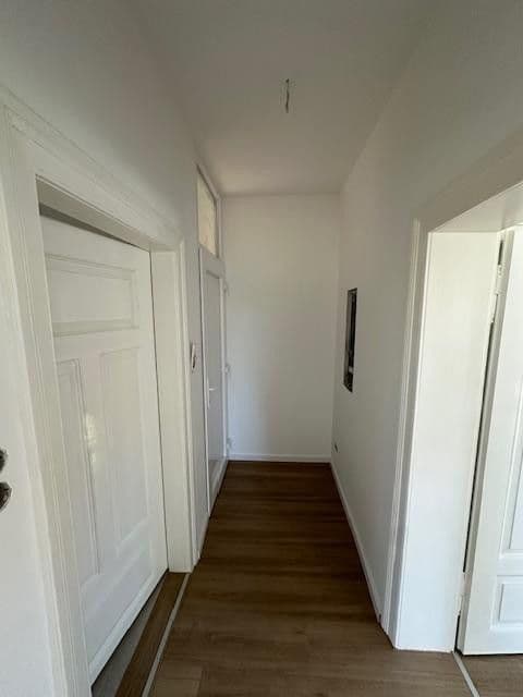 Prenájom bytu 3-izbový 90 m², Waldstromerstr. 18, Nürnberg, Bavorsko Prenájom bytu 3-izbový 90 m², Waldstromerstr. 18, Nürnberg, Bavorsko