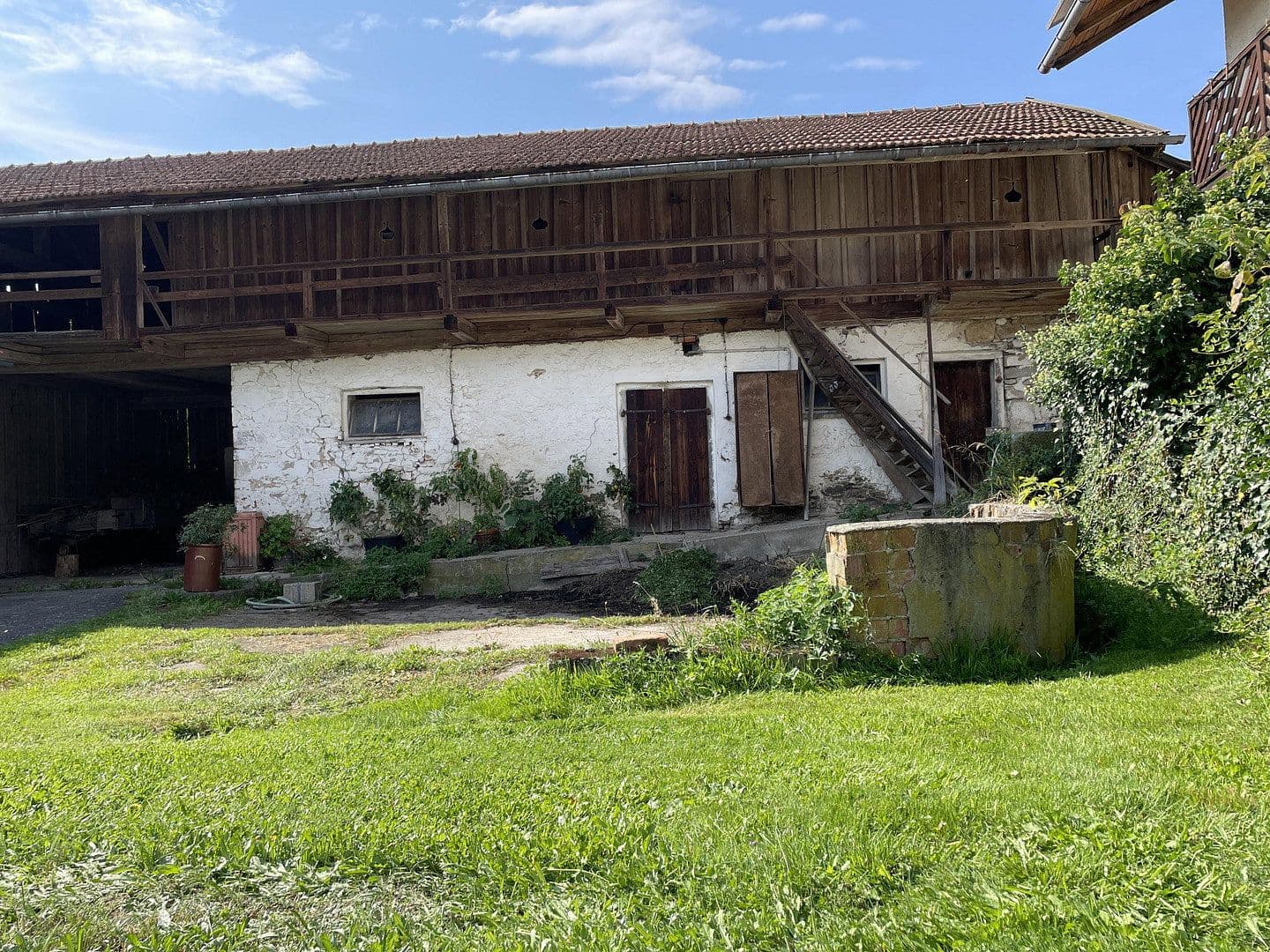 Predaj domu 172 m², pozemek 1.325 m², Nabin 9, Grattersdorf, Bavorsko Predaj domu 172 m², pozemek 1.325 m², Nabin 9, Grattersdorf, Bavorsko