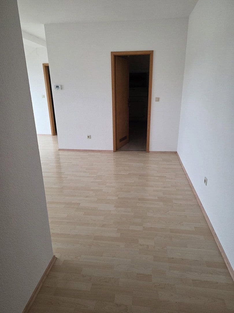 Prenájom bytu 3-izbový 65 m², Landau, Porýnie-Falcko Prenájom bytu 3-izbový 65 m², Landau, Porýnie-Falcko