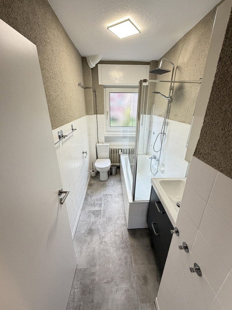 Prenájom bytu 1-izbový 21 m², Oberursel (Taunus), Hesensko Prenájom bytu 1-izbový 21 m², Oberursel (Taunus), Hesensko