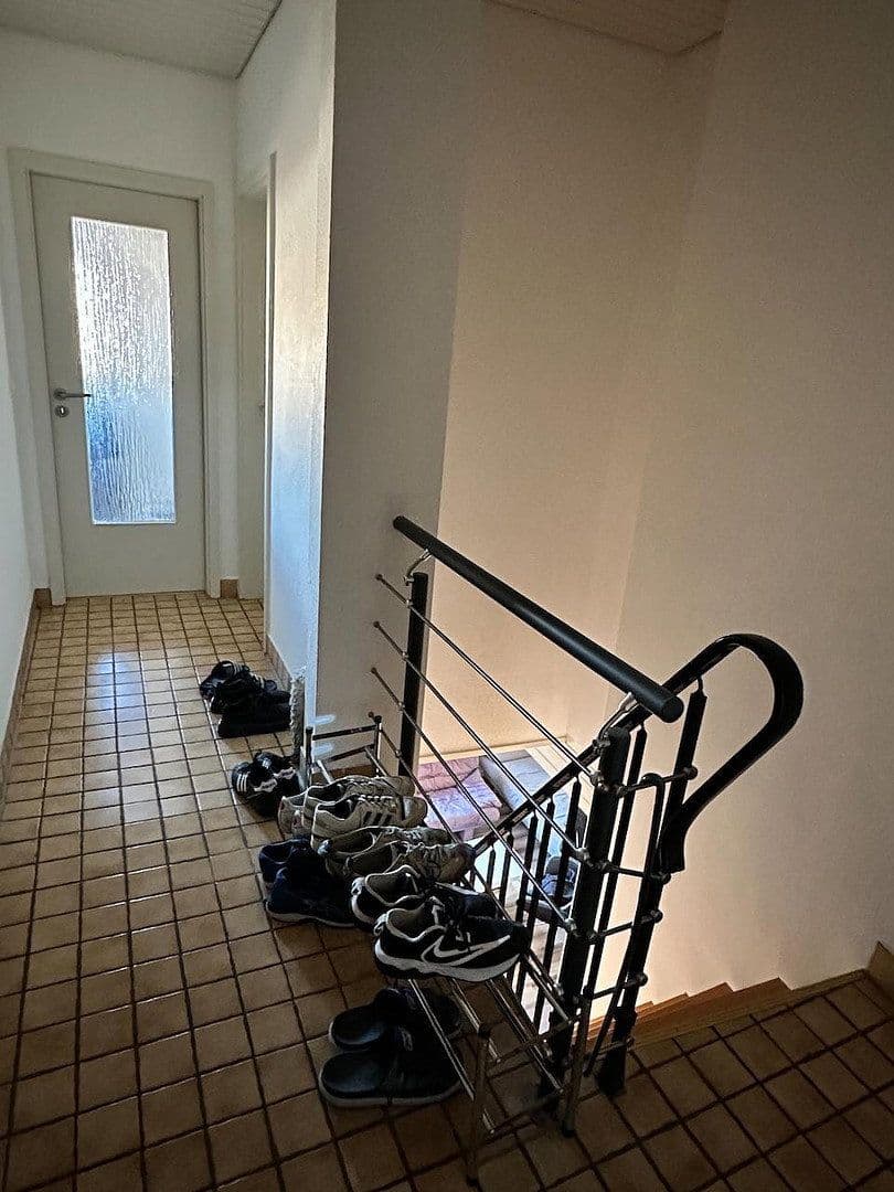 Prenájom bytu 4-izbový 80 m², Stuttgart, Bádensko-Wurttembersko Prenájom bytu 4-izbový 80 m², Stuttgart, Bádensko-Wurttembersko