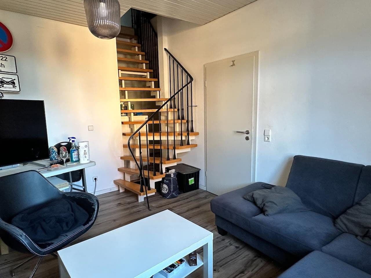 Prenájom bytu 4-izbový 80 m², Stuttgart, Bádensko-Wurttembersko Prenájom bytu 4-izbový 80 m², Stuttgart, Bádensko-Wurttembersko