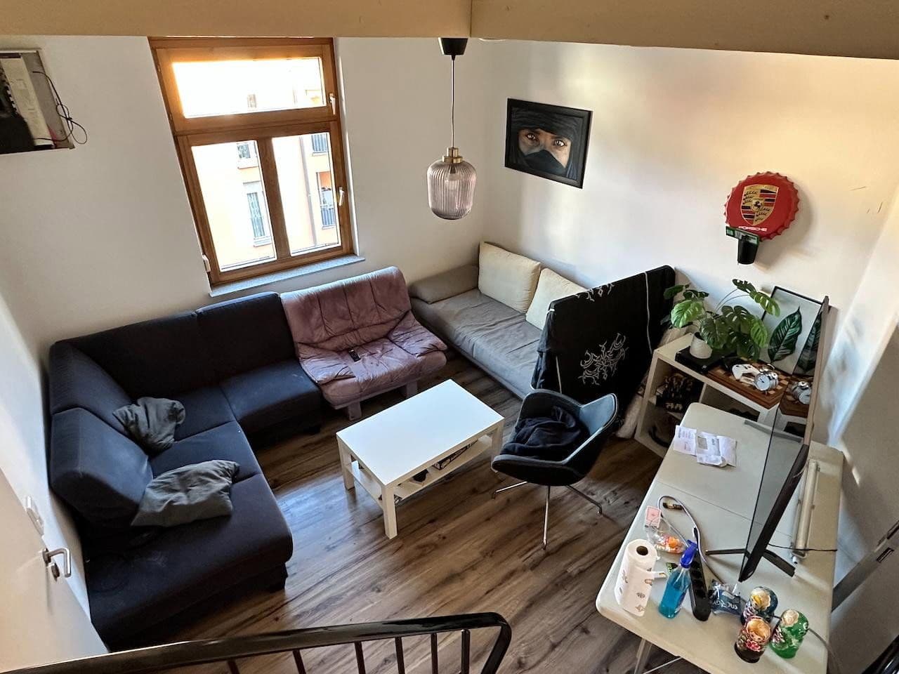 Prenájom bytu 4-izbový 80 m², Stuttgart, Bádensko-Wurttembersko Prenájom bytu 4-izbový 80 m², Stuttgart, Bádensko-Wurttembersko