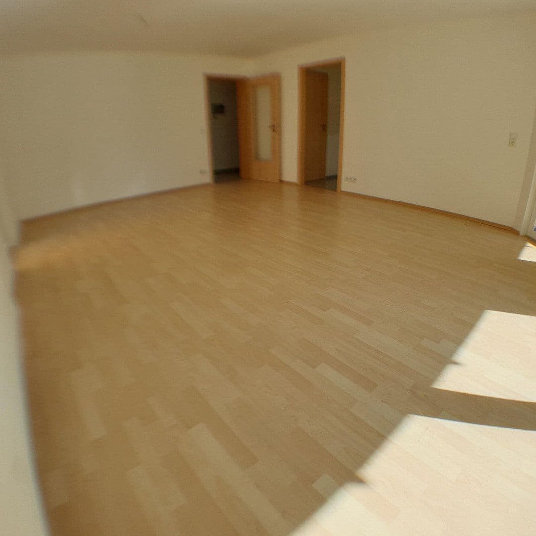 Prenájom bytu 3-izbový 75 m², Curfeßstraße 33, Aalen, Bádensko-Wurttembersko Prenájom bytu 3-izbový 75 m², Curfeßstraße 33, Aalen, Bádensko-Wurttembersko