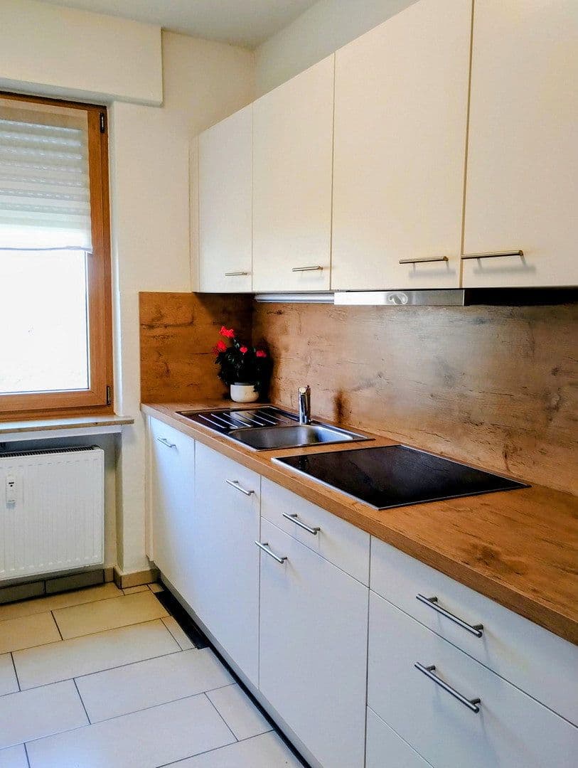 Prenájom bytu 3-izbový 80 m², Andernach, Porýnie-Falcko Prenájom bytu 3-izbový 80 m², Andernach, Porýnie-Falcko