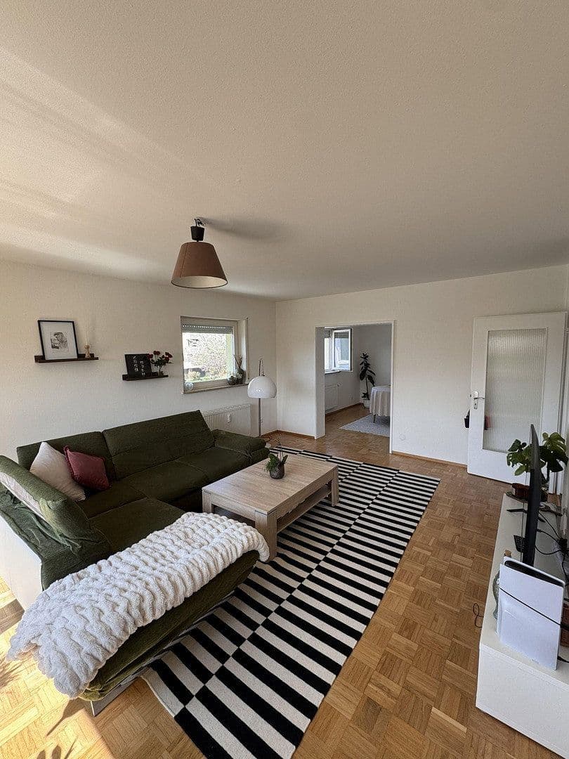 Prenájom bytu 3-izbový 88 m², Immenstaad am Bodensee, Bádensko-Wurttembersko Prenájom bytu 3-izbový 88 m², Immenstaad am Bodensee, Bádensko-Wurttembersko